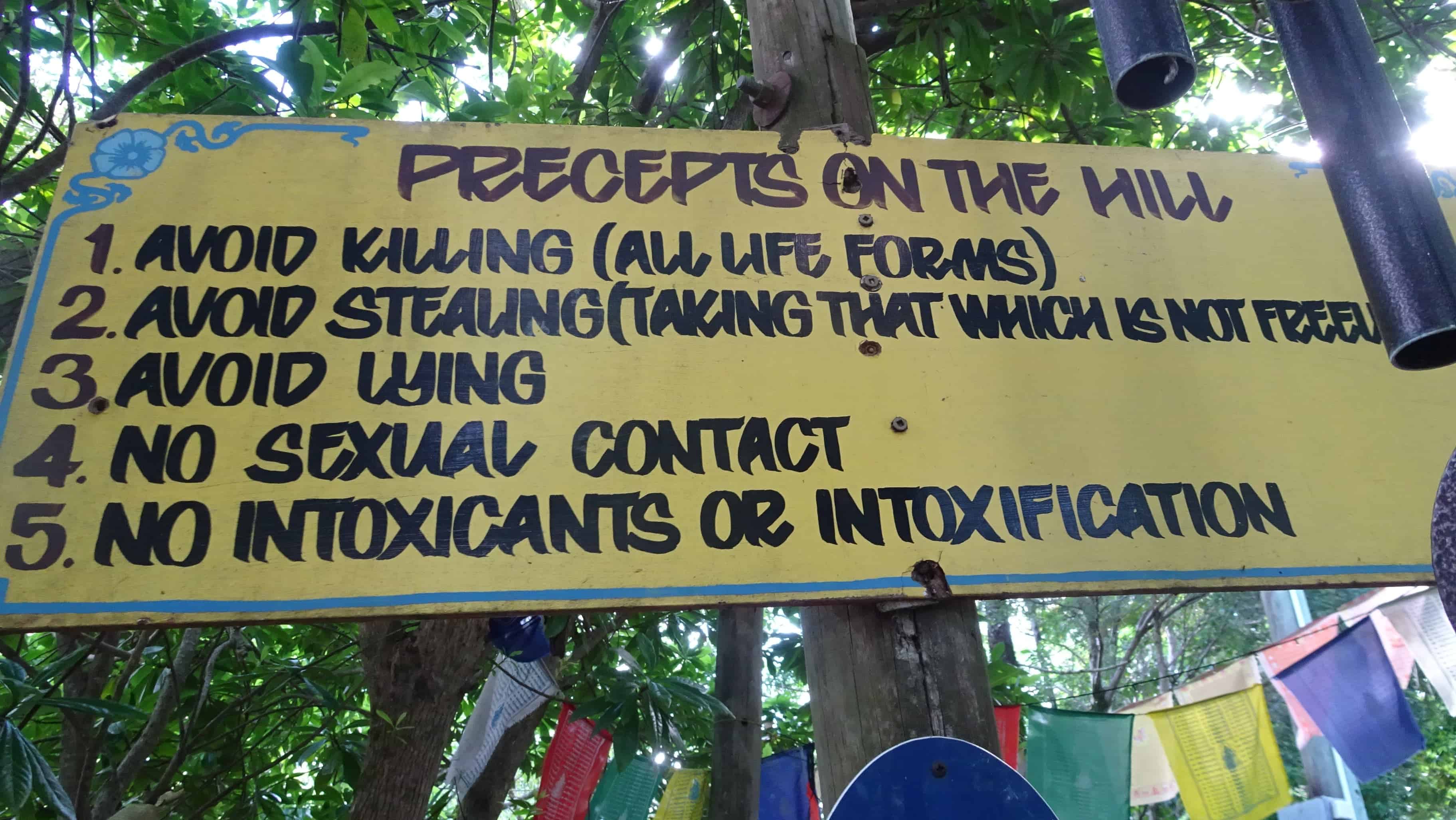 Sign of five lay precept rules for visitors to follow